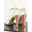 Vysoké dámské sandály na ples v atraktivní zlaté barvě