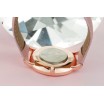 Stylové dámské hodinky menšího designu ciferníku a růžovým řemínkem