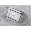Stylové dámské stříbrné hodinky s kovovým řemínkem na styl opasku