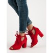 Luxusní dámské červené sandály na podpatku a originálním designem