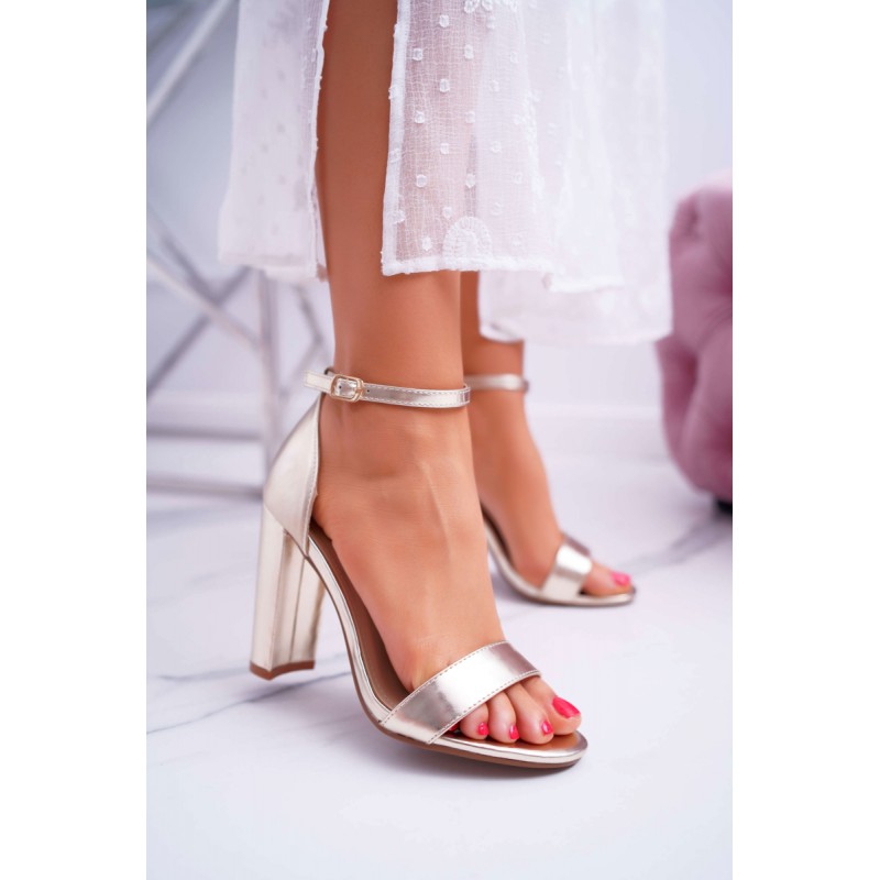 tent Consume Disco Společenské dámské zlaté sandály na vysokém plném podpatku