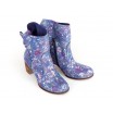 Krásné dámské kožené modré kotníkové boty s motivem květů
