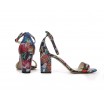 Dámské kožené barevné sandály s páskem a módním podpatkem