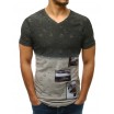 Moderní pánské tričko šedé s výstřihem do V s dírou a trendy záplatami