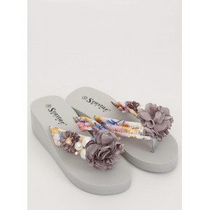 Stylové dámské pantofle na platformě v šedé barvě s ozdobným květem