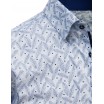 Bílá košile s krátkým rukávem a modrým vzorem