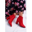 Luxusní dámské červené kotníkové kozačky na podpatku s trendy cvoky