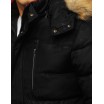 Pánská zimní bunda černé barvy s kožešinou