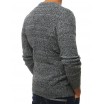 Měkký šedý svetr per mužů