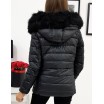 Stylová dámská bunda na zimu s odnímatelnou kapucí