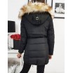 Stylová dámská zimní bunda v černé barvě s odnímatelnou kožešinou