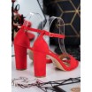 Červené dámské sandály se zapínáním kolem kotníku