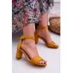 Moderní dámské semišové sandály ve žluté barvě