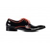 Elegantní pánské kožené boty COMODO E SANO černé barvy s červenými tkaničkami