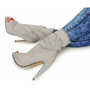 Dámské semišové boty šedé barvy s otevřenou špičkou na vysokém podpatku
