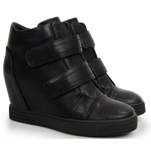 Kotníkové boty v černé barvě na plném podpatku