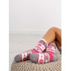Moderní dámské ponožky růžové barvy se severským motivem