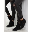 Sportovní dámské semišové boty na plném podpatku černé barvy