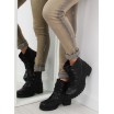 Černé dámské kotníkové boty na šněrování s tlustou podrážkou