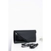 Klasická dámská lakovaná kabelka černé barvy s nastavitelným ramínkem