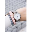 Elegantní stříbrné dámské hodinky s kovovým páskem a modrými ručičkami