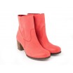 Červené kotníkové kožené boty pro dámy na každou příležitost