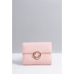 Malá praktická dámská peněženka růžové barvy s ozdobou