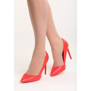 Elegantní sandály na vysokém podpatku v červené barvě