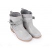 Dámské kožené boty na nízkém podpatku v šedé barvě