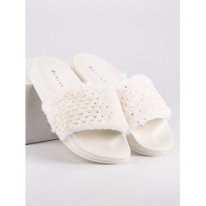 Bílé pantofle dámské