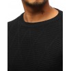 Pánský svetr černé barvy s trendy vzorem