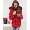 Červená dámská zimní bunda s kapucí a módními kapsami