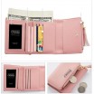 Elegantní malá dámská růžová peněženka s ozdobným střapcem