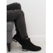 Černé dámské kotníkové semišové boty na zimu s trendy podpatkem